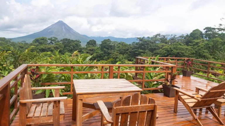 Arenal Lodge